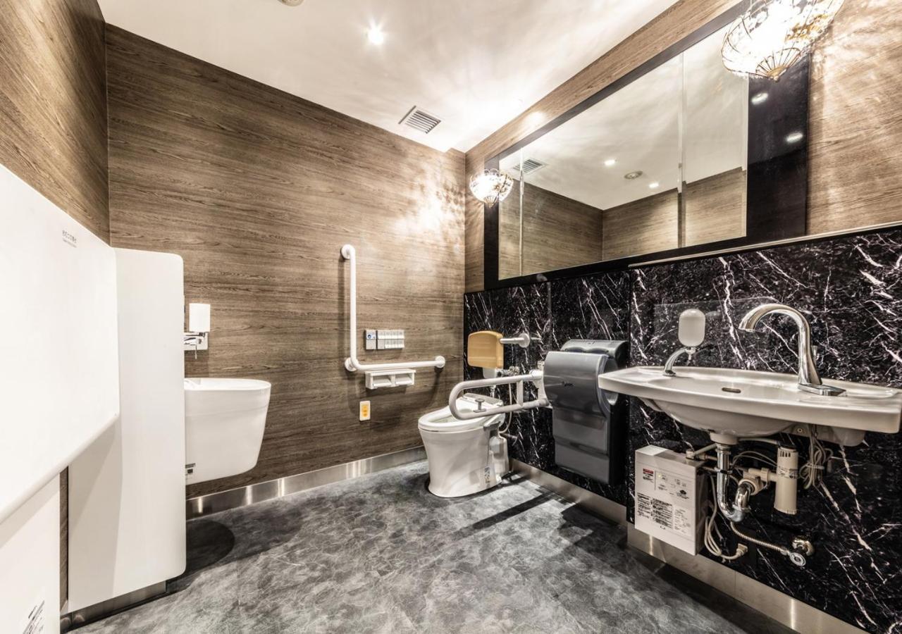 Apa Hotel Higashi Shinjuku Kabukicho Tower Токио Экстерьер фото